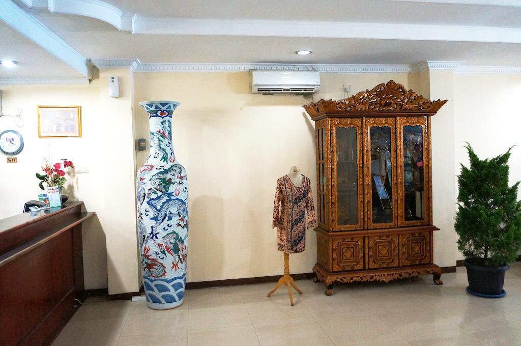Hotel Duta Palembang Exteriör bild