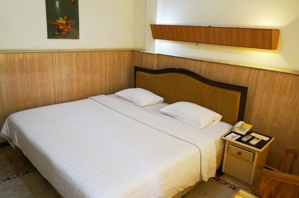 Hotel Duta Palembang Exteriör bild